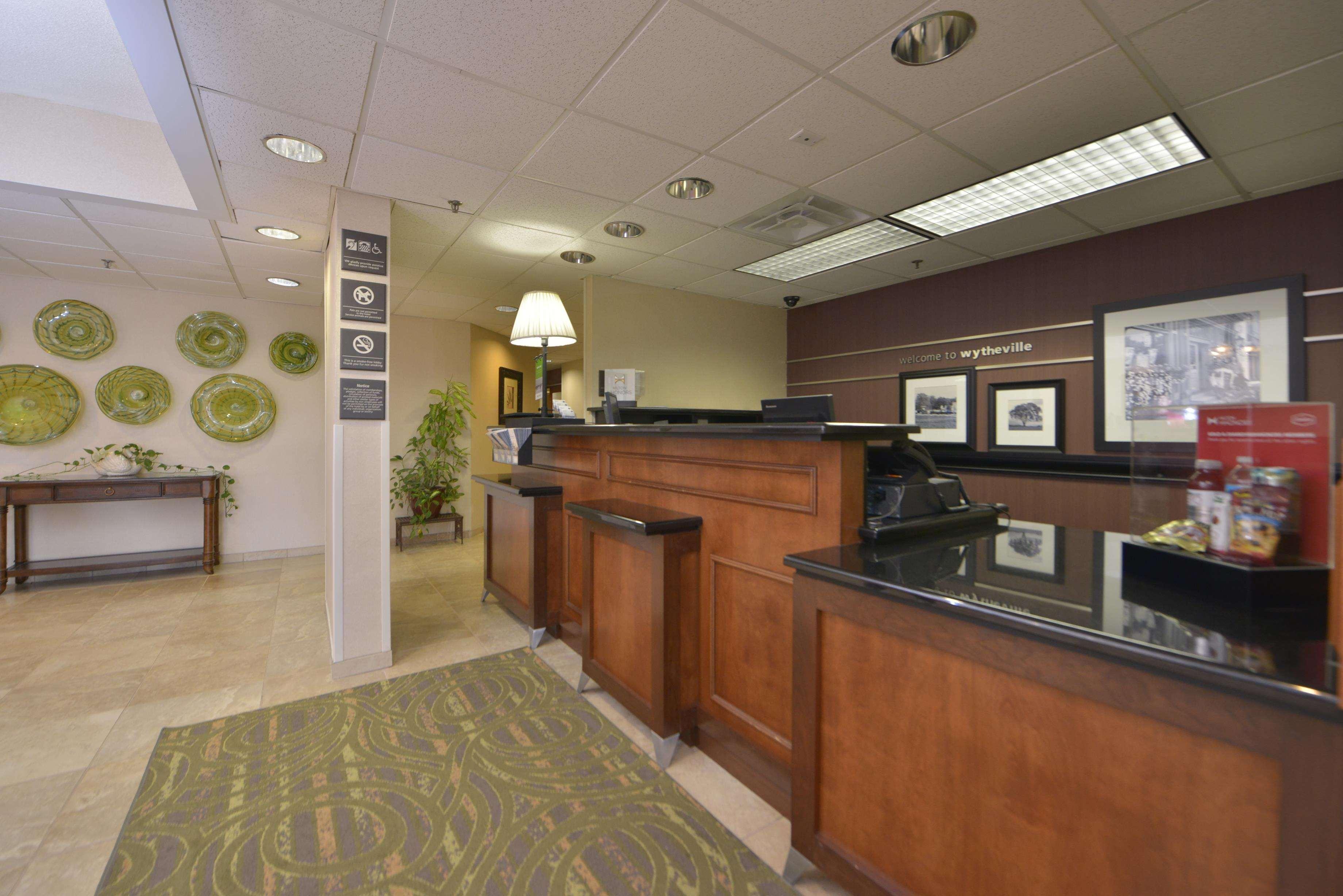 Hampton Inn Wytheville Dış mekan fotoğraf