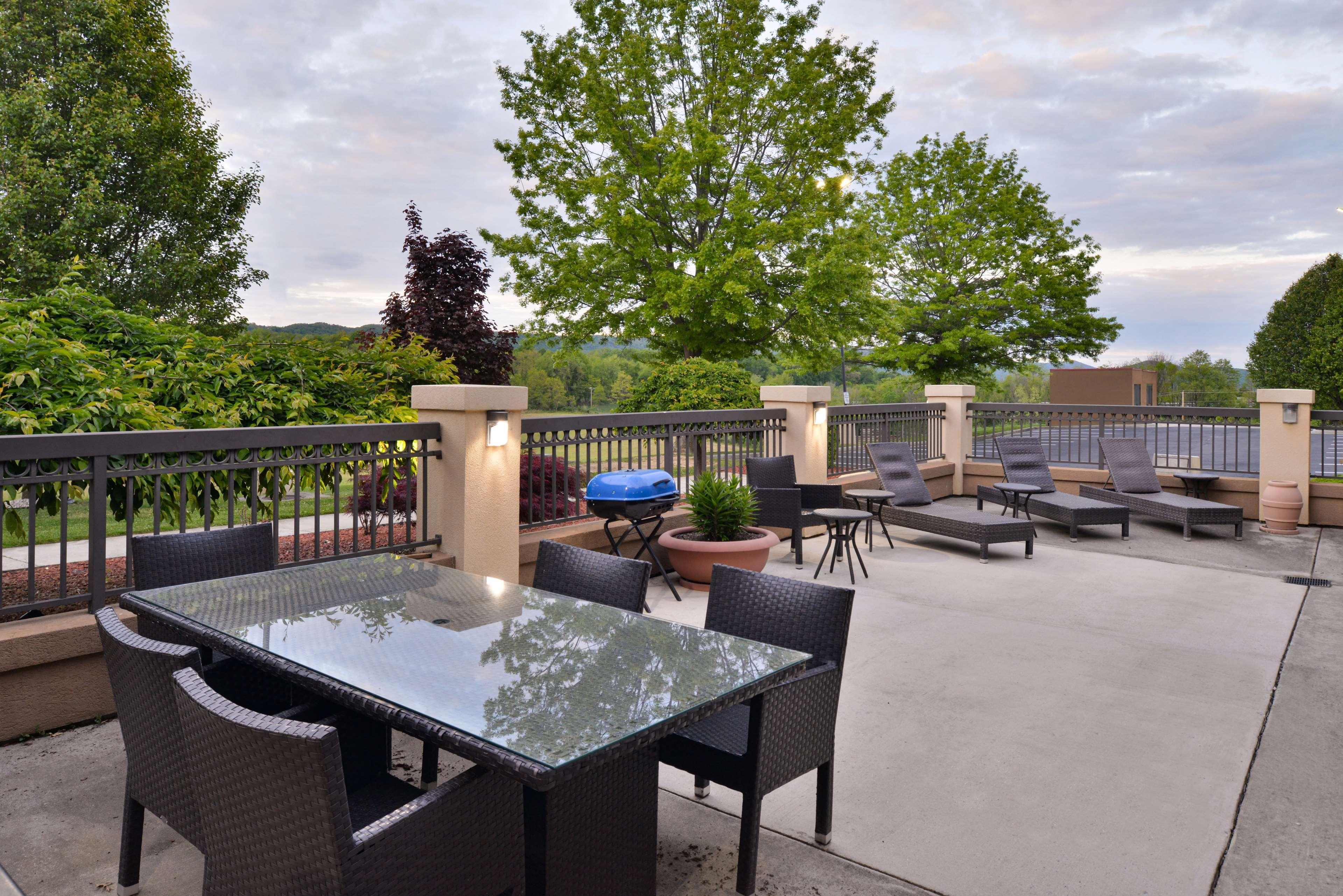 Hampton Inn Wytheville Dış mekan fotoğraf