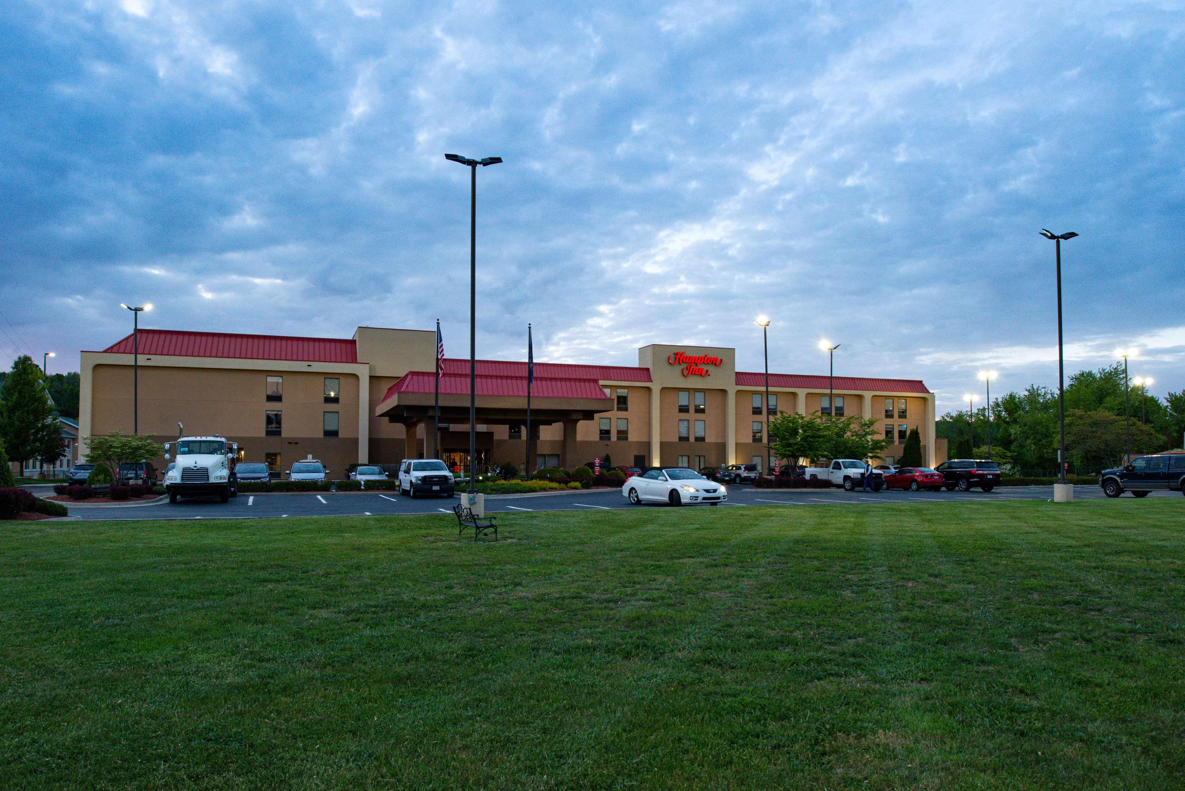 Hampton Inn Wytheville Dış mekan fotoğraf